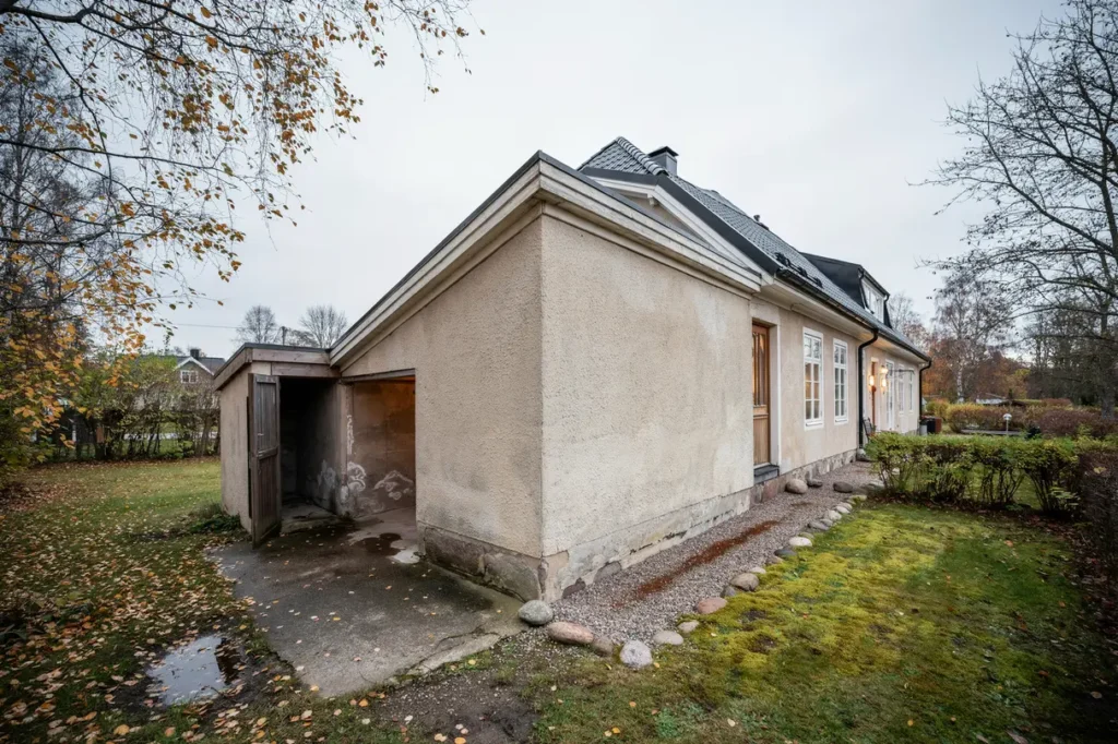 fukt i k llargolvet n r beh vs dr nering runt huset
